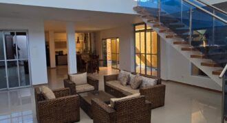 Casa en Primavera de Buganviles